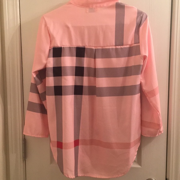 Pink blouse - Picture 3 of 3